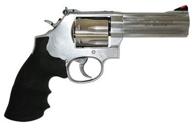 S&W 686PLUS 4" AS 7-SHOT 357 - STAINLESS STEEL RUBBER — view 1