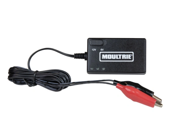 MOULTRIE 6V/12V BATTERY CHARGER — view 1