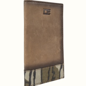 DE BI-FOLD CHECK BOOK WALLET LEA