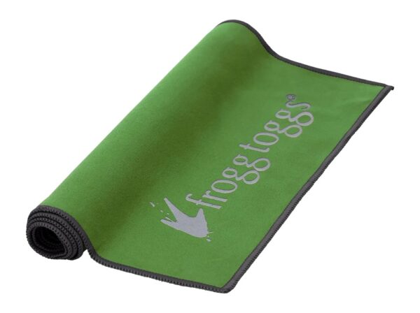 FROGG TOGG 3CPPMCT-502 CHILLY PAD PRO TOWEL HV GRN — view 1