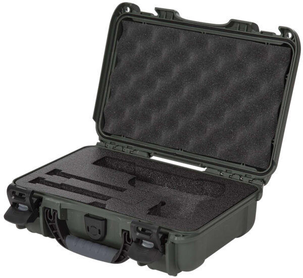 Nanuk 909CLASG6 909 Classic Gun Case Waterproof & Airline Approved Olive Polyethylene w/ Closed-Cell Foam 11.44" L x 7" W x 3.68" H Interior Dimensions — view 1