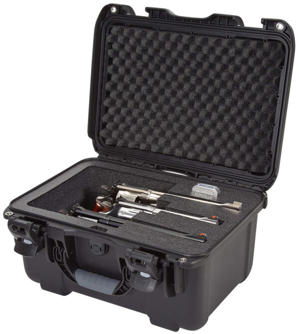 Nanuk 918REV01 918 3 Up Revolver Case Black Polymer w/ Foam Padding & Latches 14.90" L x 9.80" W x 8.60" H Interior Dimensions — view 1