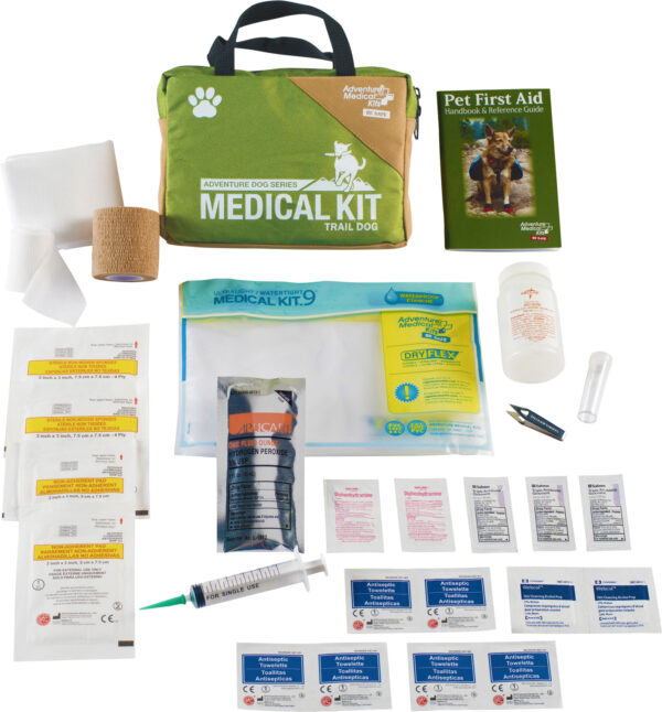 Adventure Medical Kits 01350115 Adventure Trail Dog Medical Kit Treats Injuries Green — view 1