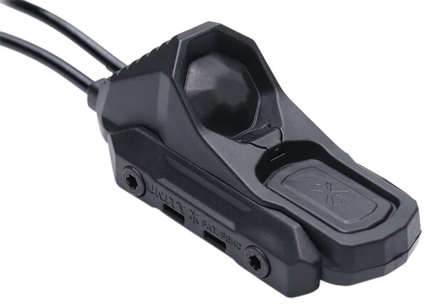 Unity Tactical LLC AXNSSI7B Axon  Sync  Black Surefire/Crane Laser — view 1