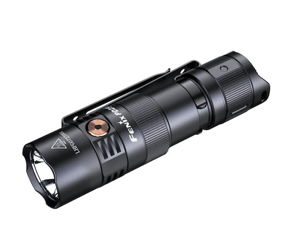 FENIX RECHRG FLSHLGT 800L W/PKT CLP — view 1