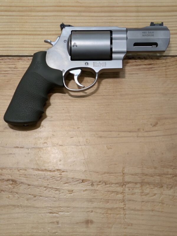 Smith & Wesson 460 PC 460 S&W Mag DKV2161LTU